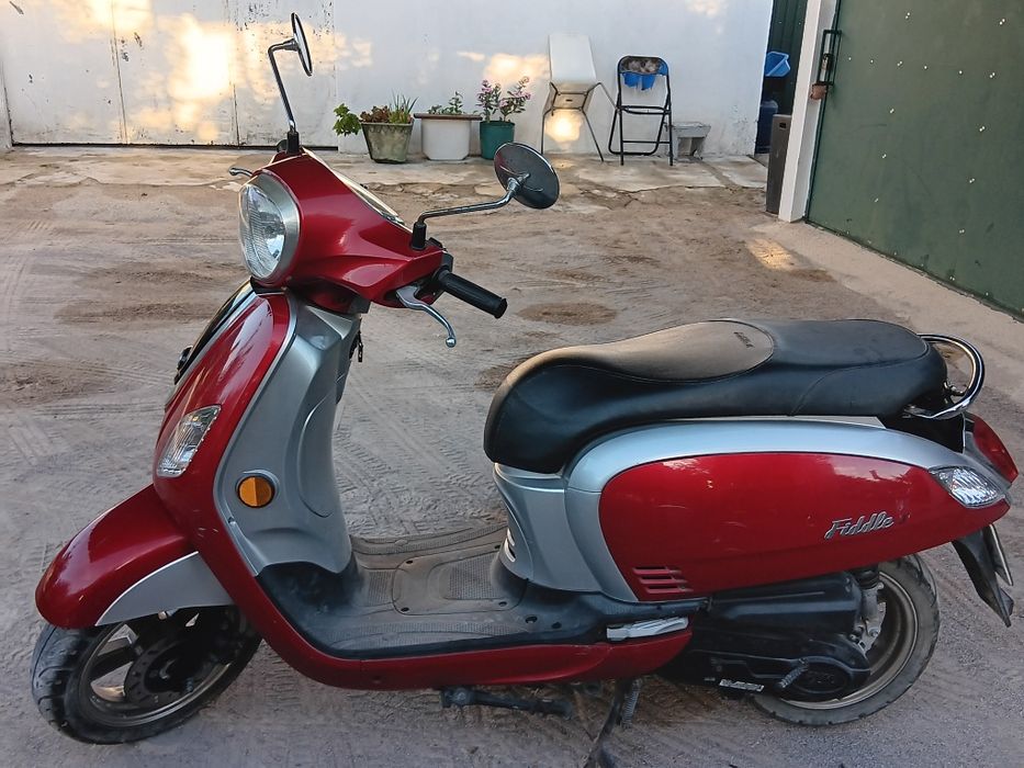 Scooter 50 cilindrada
