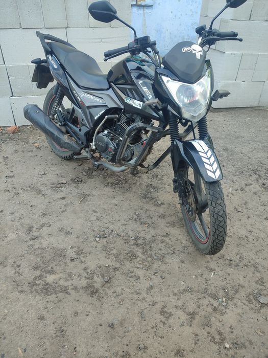 Продам мотоцикл ліфан 150 2 е торг