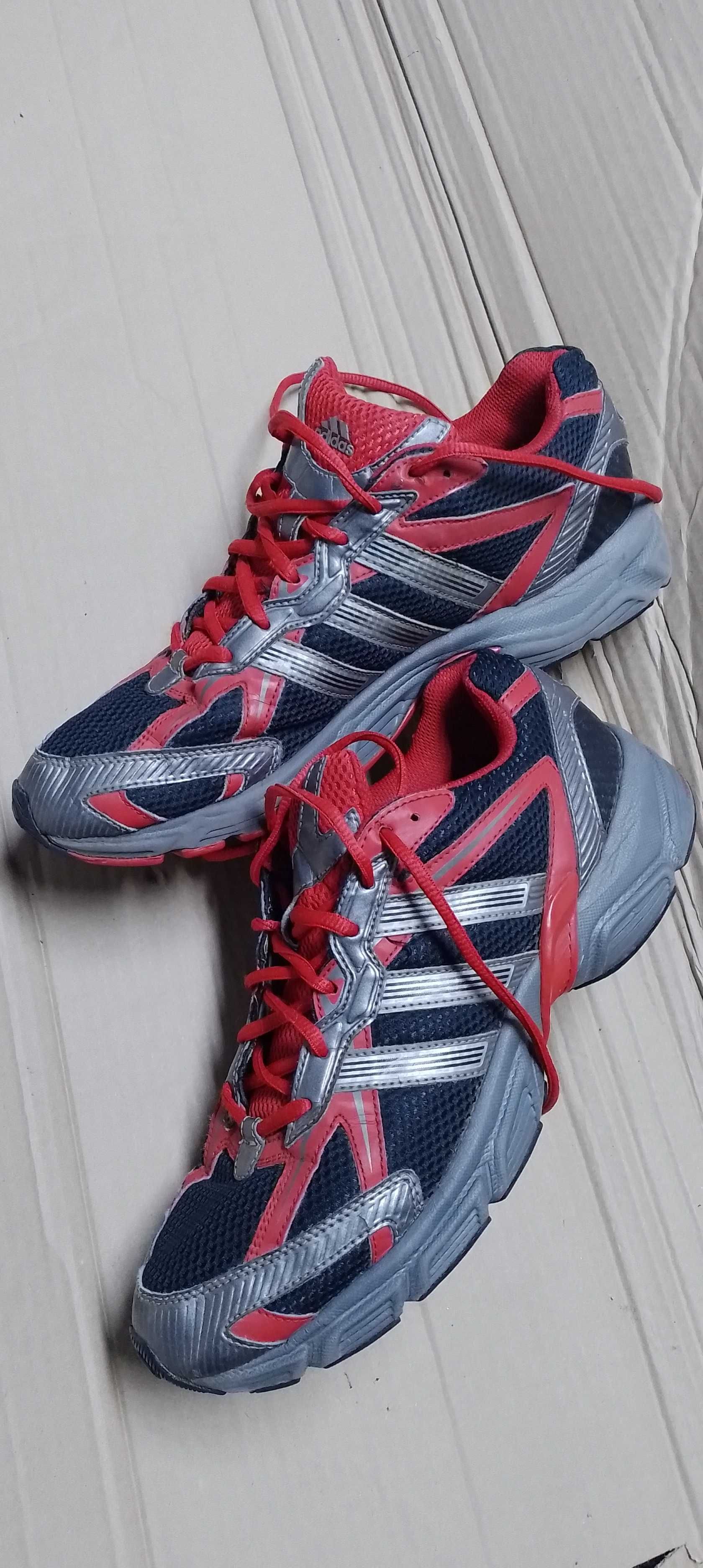 ADIDAS кроссовки.ботинки