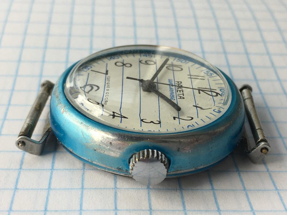 Часы механические Ракета школьные СССР не рабочие