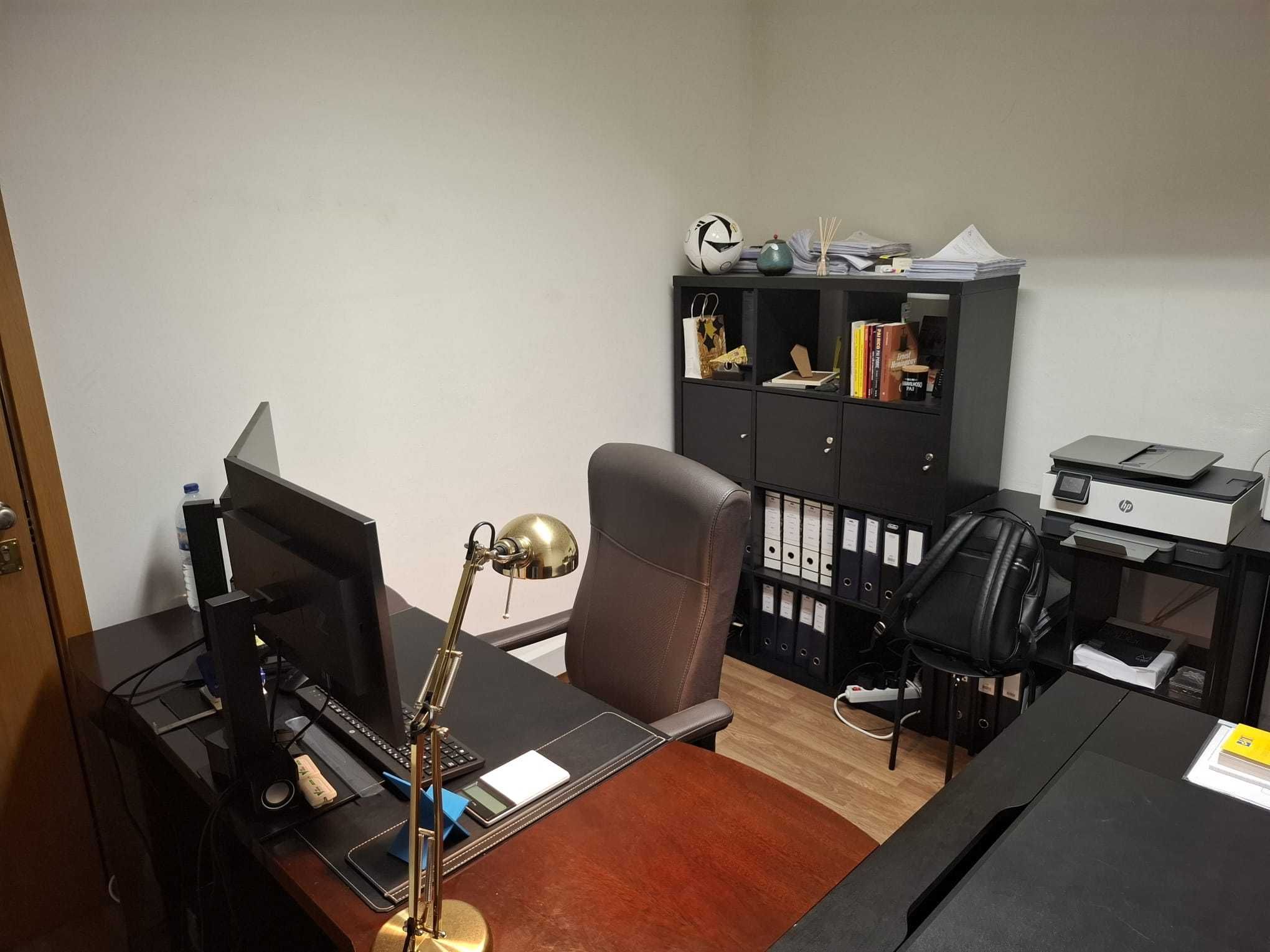 Escritorio / Espaco / Sala para atividades Profissionais