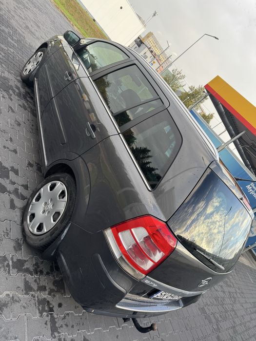 Opel Zafira 2011 Disel 7 osobowy 250 tys !