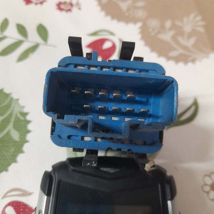 Botao de vidros renault