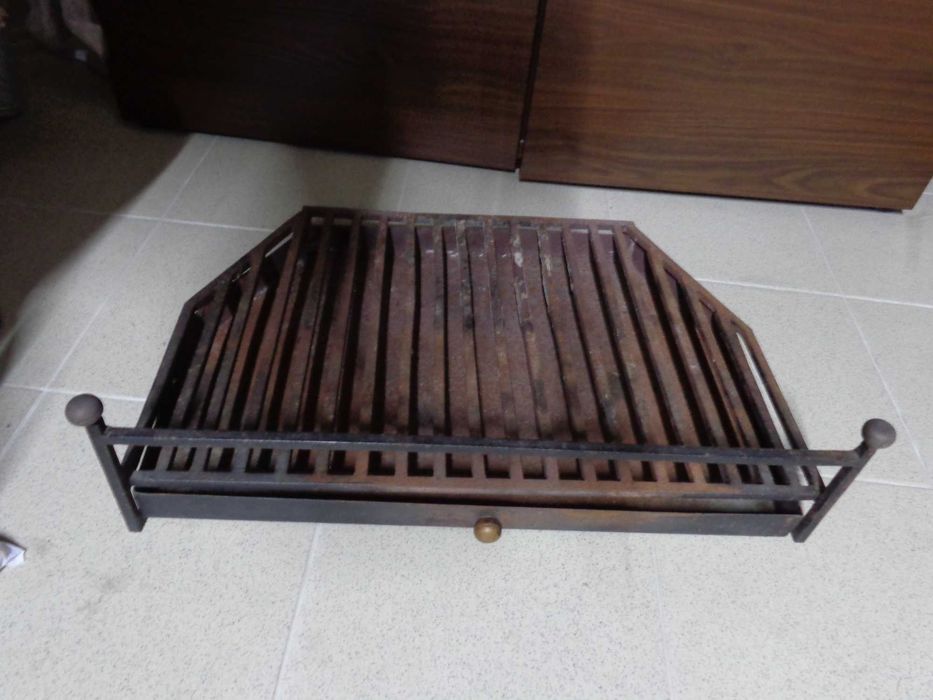 Grelha de lareira
