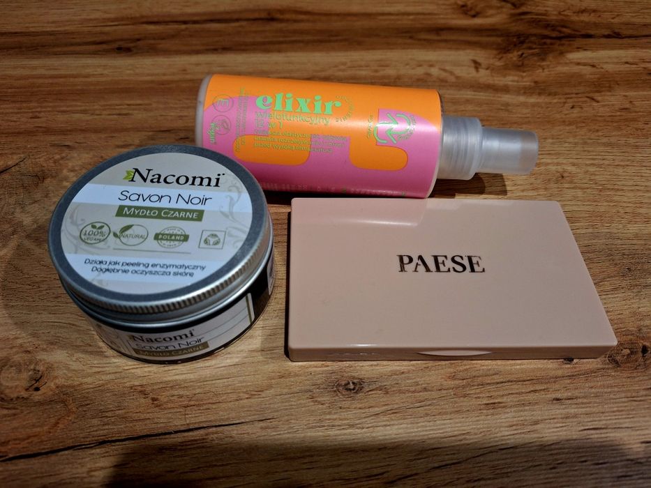 Róż bronzer paese, mydło nacomi, odżywka do włosów