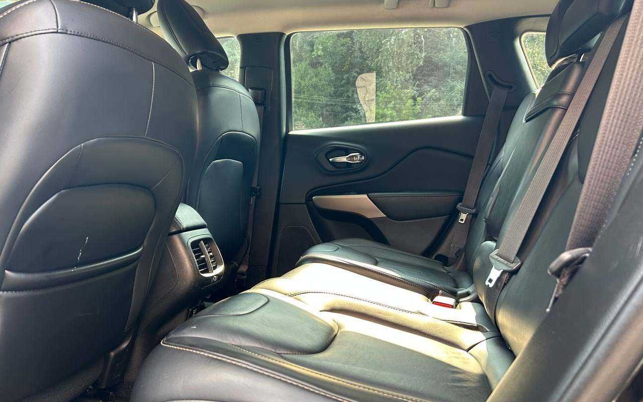 Jeep Cherokee 2016