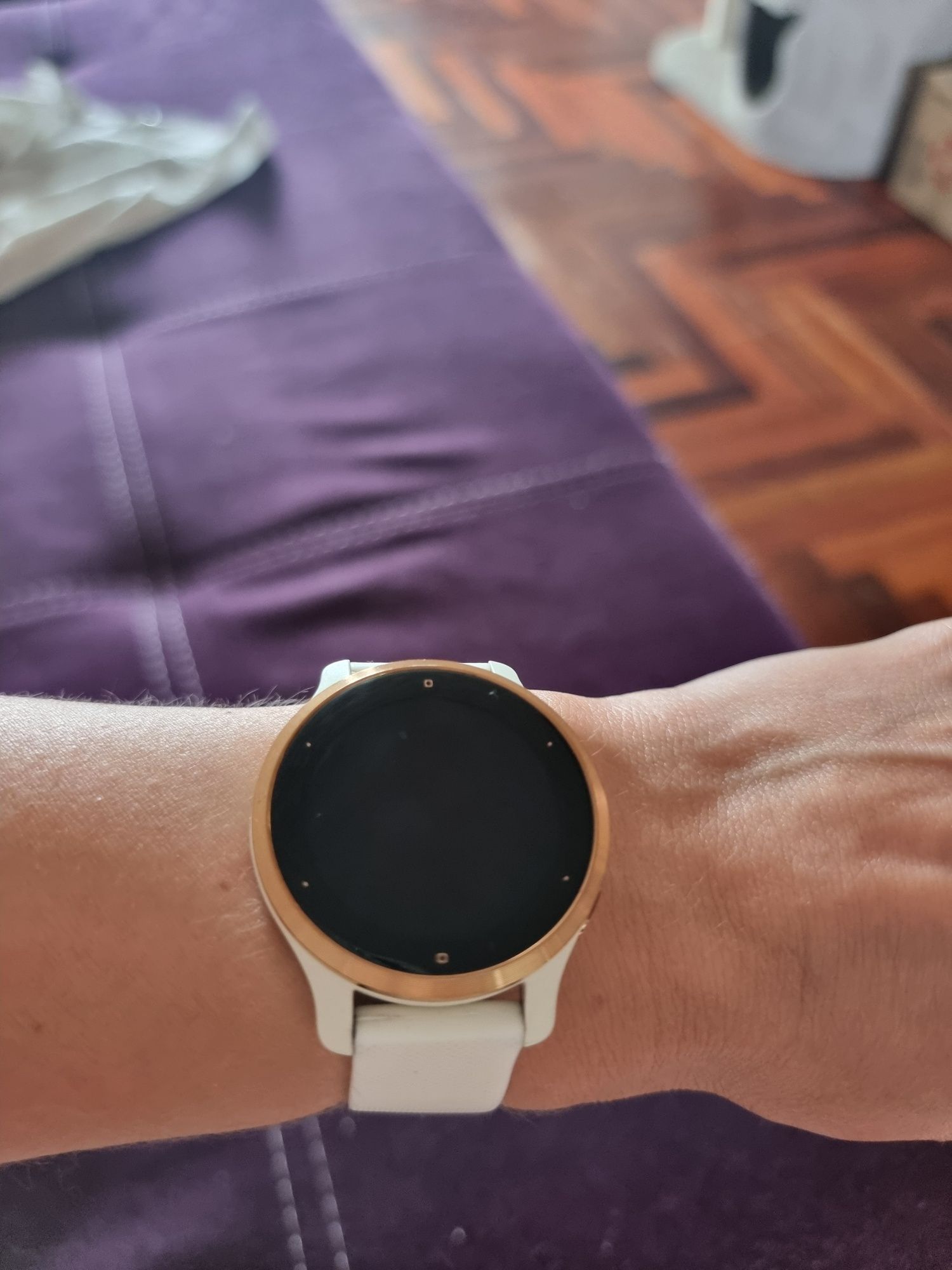 Часы Garmin venu 2s