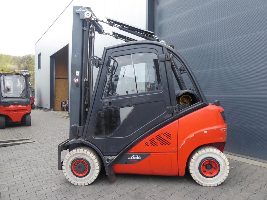 Wózek Linde H25T-02 392  4800h kabina triplex