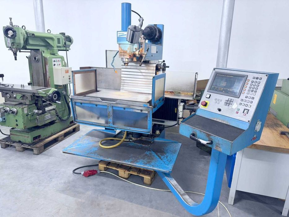 Frezarka uniwersalna AVIA FNE40Z |liniały optyczne| CNC i konwencjonal