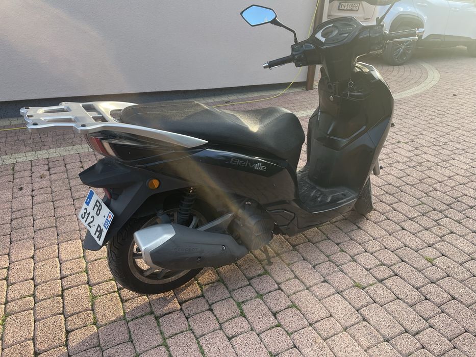 Pegueot belvillie 125 rocznik 2018 stan igla maly przebieg polecam
