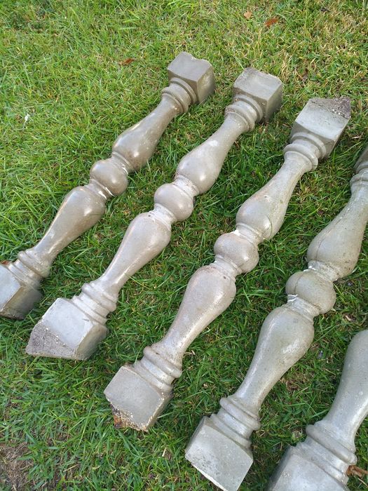 Balaústres em cimento 9 unidades, medidas 83/11cm