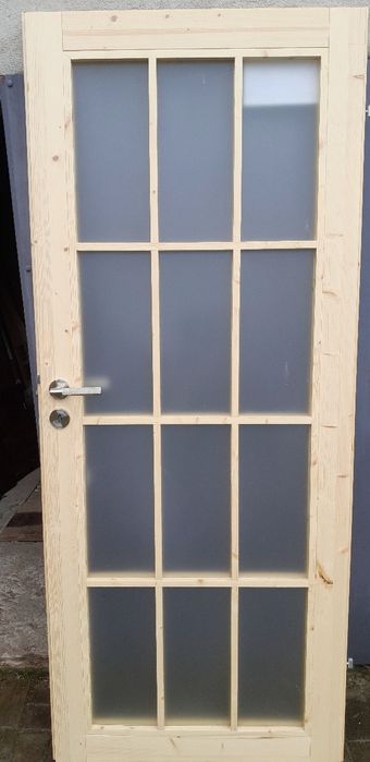 Drzwi wew pokojowe 80 świerkowe ,montaż