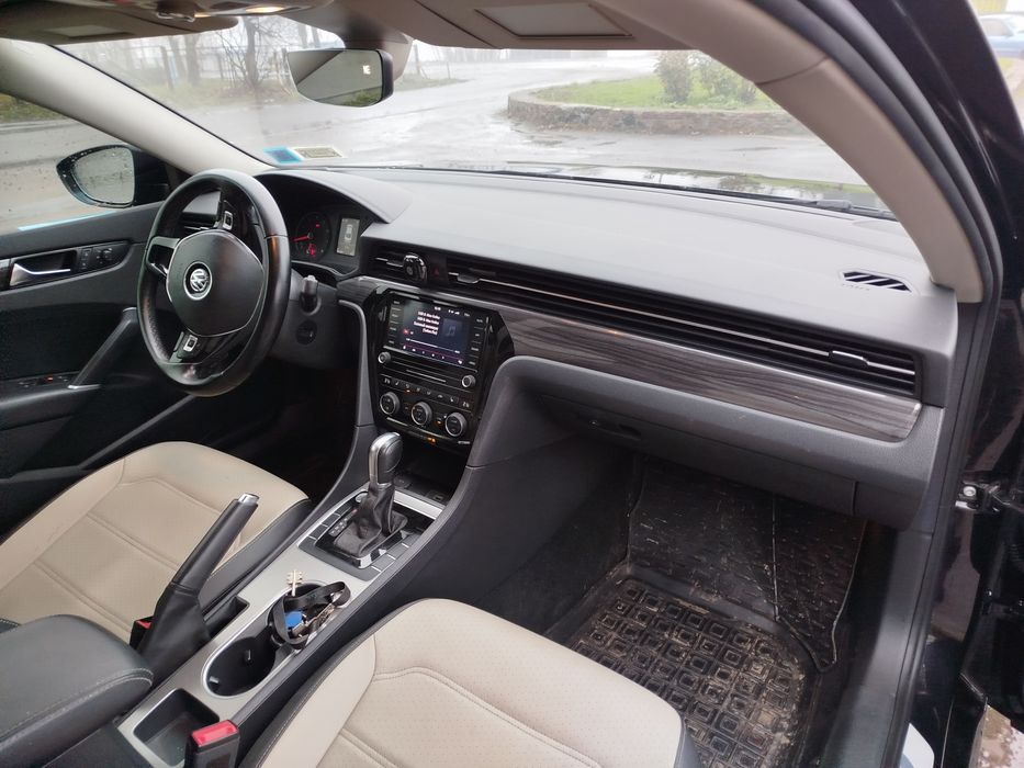 Volkswagen Passat B9 2.0 TSI