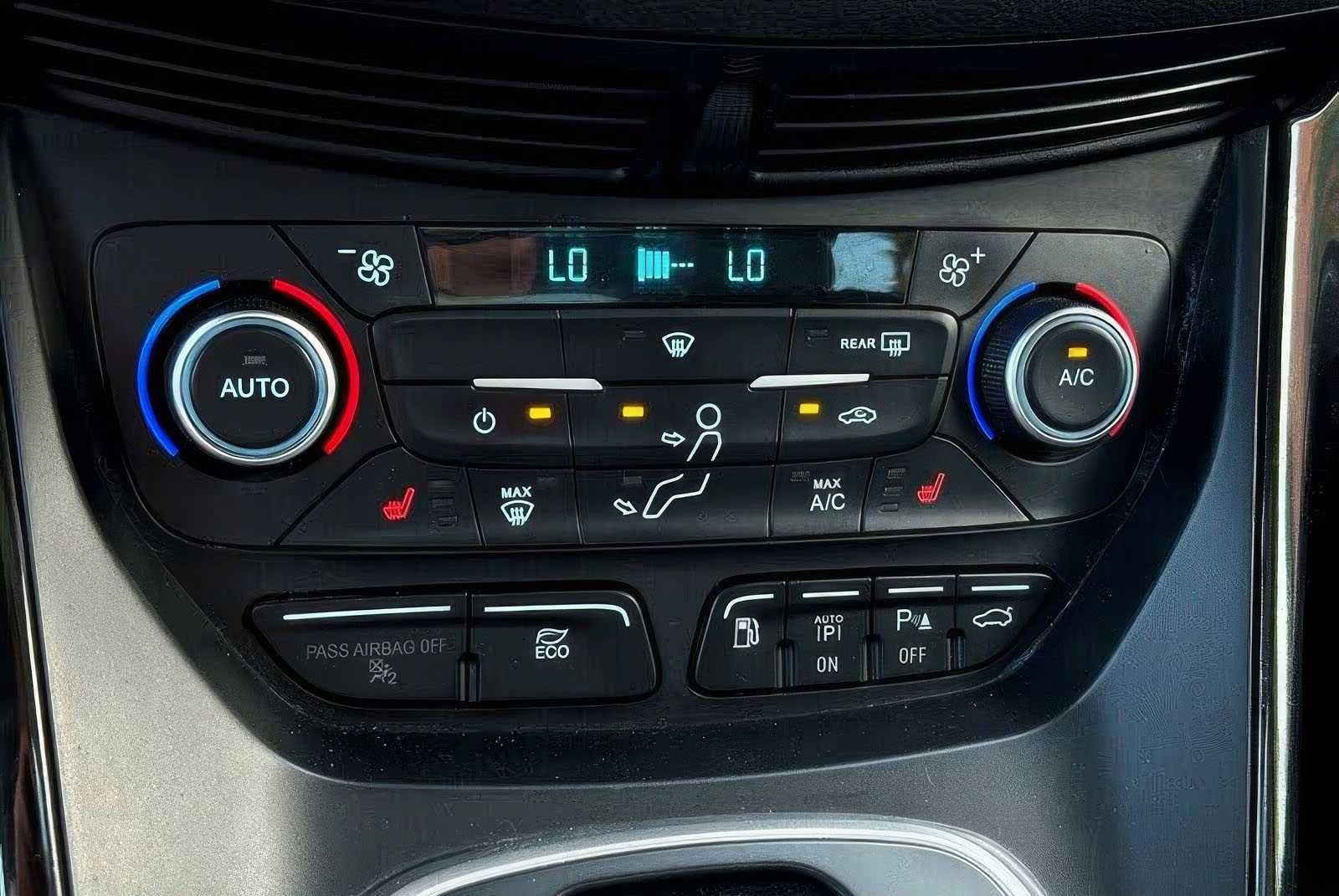 2018 Ford C-Max Titanium