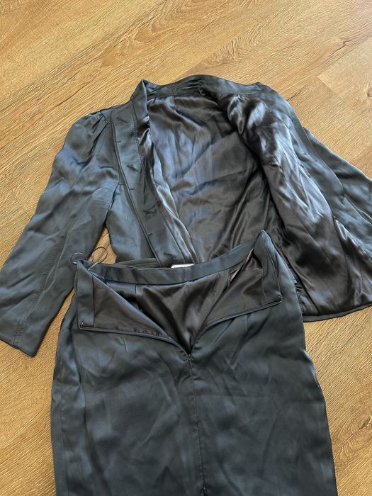 Жіночий діловий костюм двійка