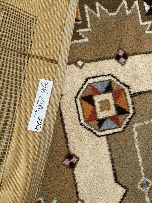 Dywan 345×243 cm – geometryczny wzór, styl etniczny