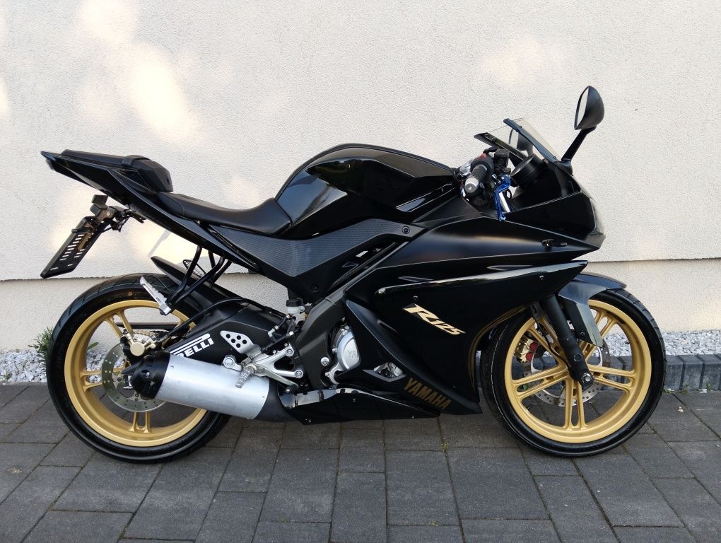Yamaha YZF 125 R kat A1/B z Niemiec Transport