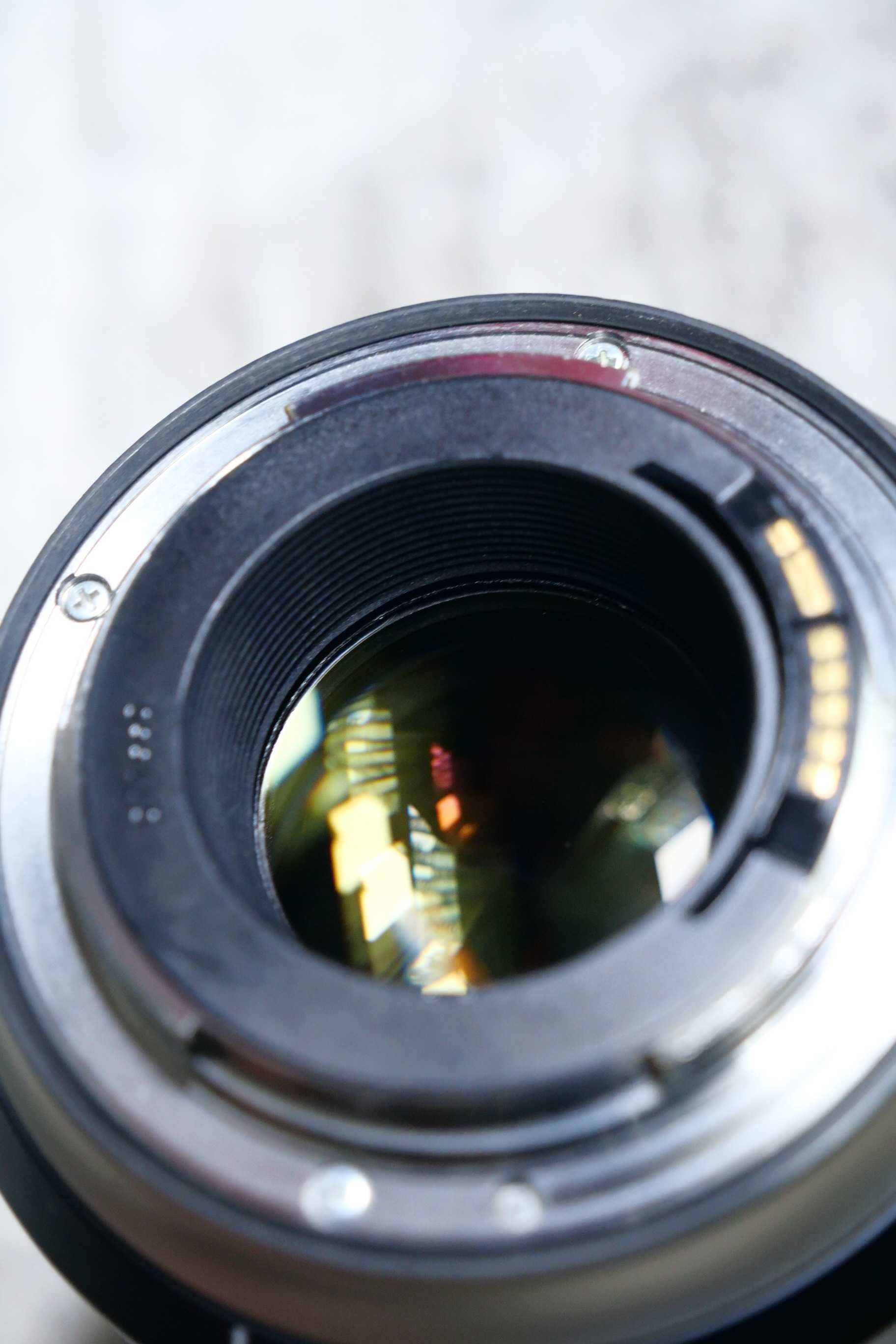 Tamron SP 85 mm 1.8 Di VC  Canon