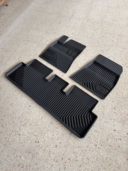 Tapetes Tesla em borracha - todos modelos CarPed.pt