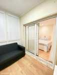 530824 - Quarto com cama de casal, com casa de...