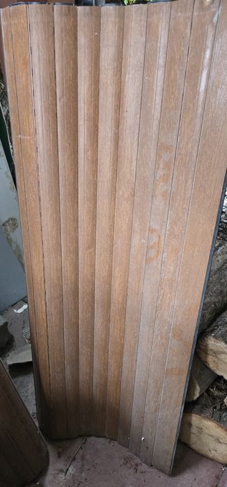 Dwie rolety nastawne elektrycze