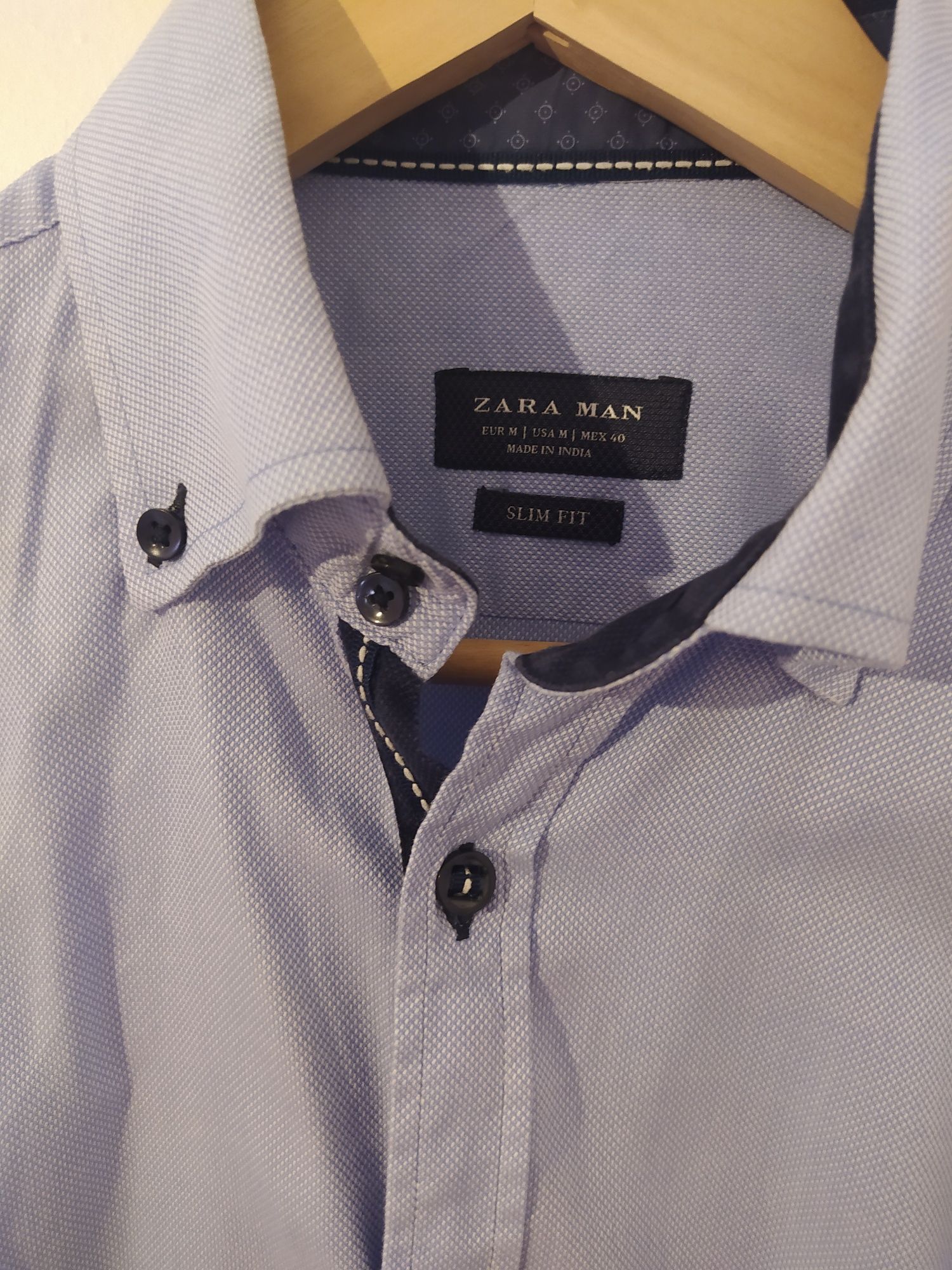 Camisa Zara tamanho M slim fit