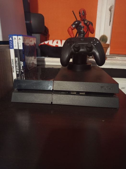 PlayStation 4 FAT + pad Maddog