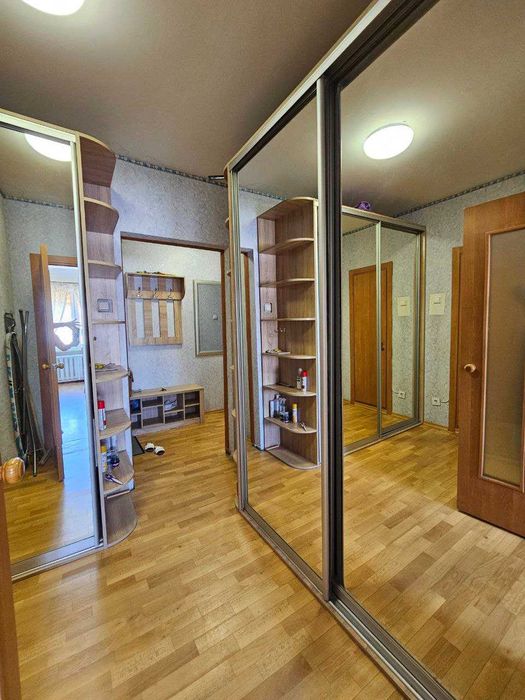 Генератор в будинку. Здам 2-к Урлівська 34 Позняки Дарницький