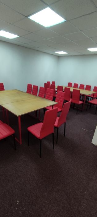 Стіл,столи для кафе,офісу,залу,дому