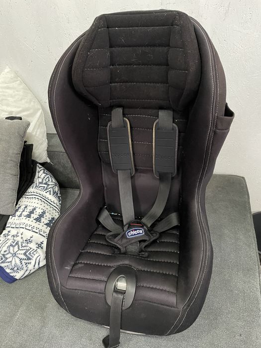 Fotelik samochodowy Chicco 9-18 kg