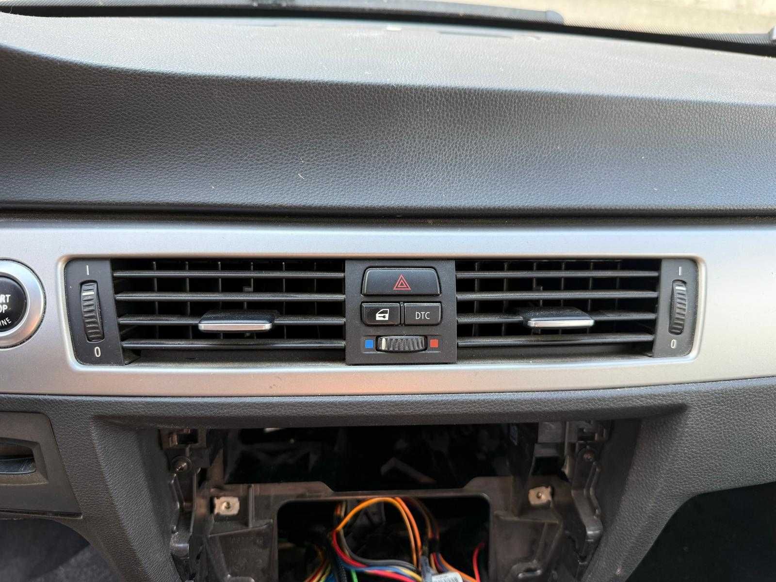 BMW E90 E91 E92 E93 Kratka nawiewu środkowa
