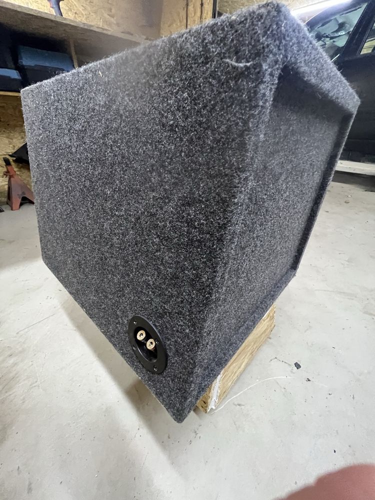 Skrzynia basowa 75L car audio