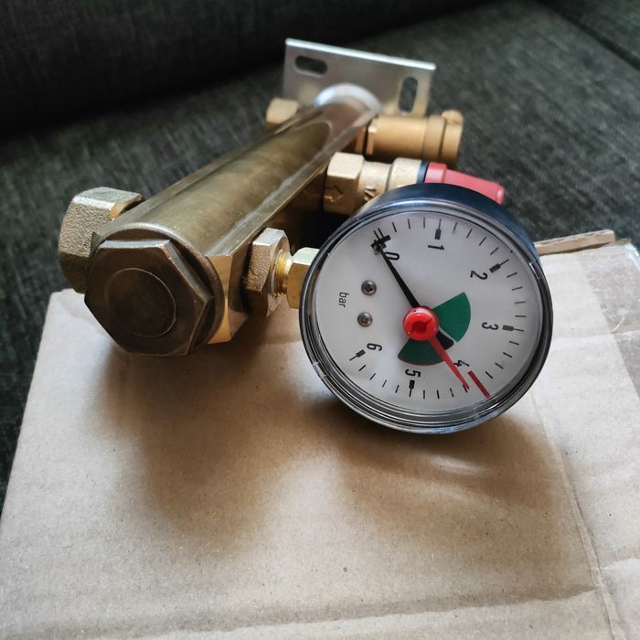 Grupa bezpieczeństwa do centralnego ogrzewania