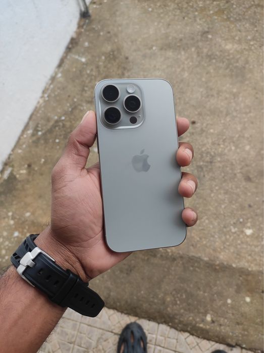 IPhone 16 pro 256GB como novo
