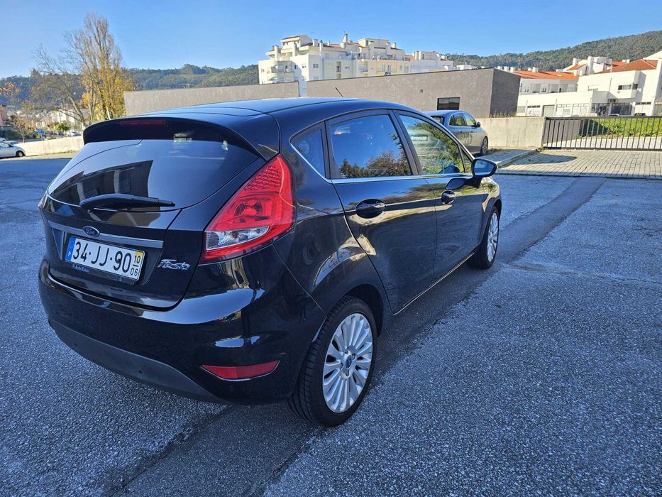 Ford Fiesta 1.25 Titanium, 2010, 5P| Único dono