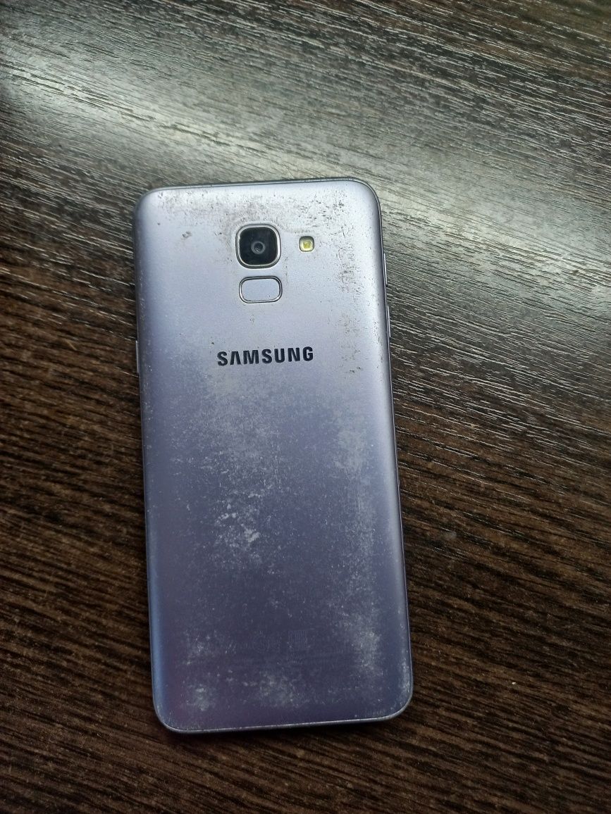 Телефон Самсунг J6