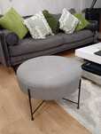 Puf w stylu loft.