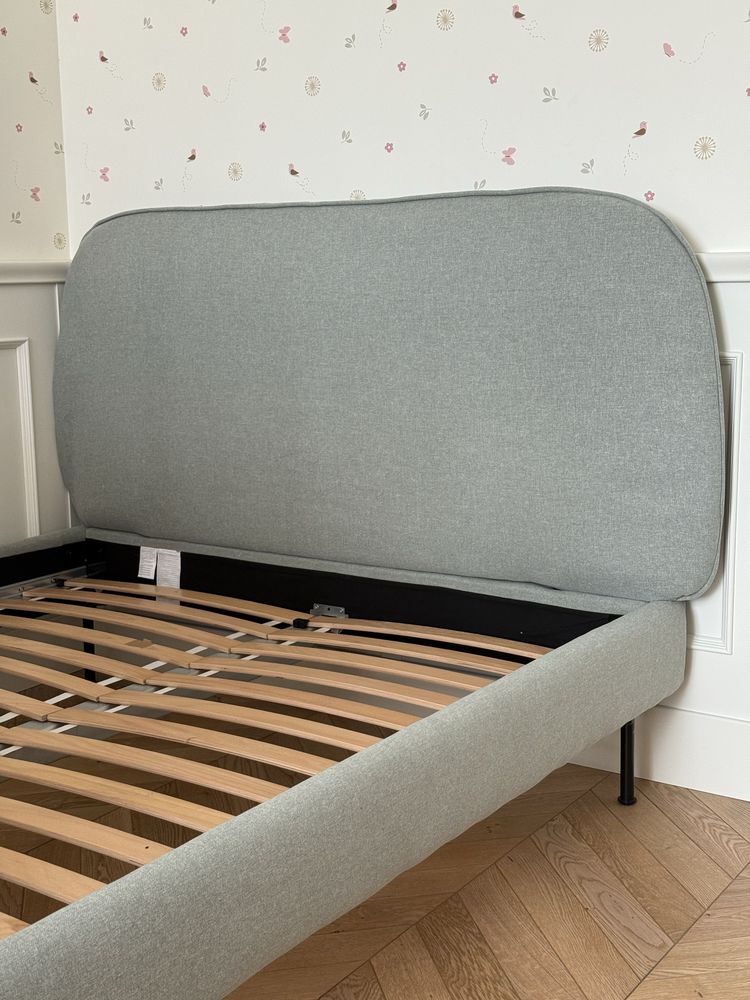 Кровать IKEA
