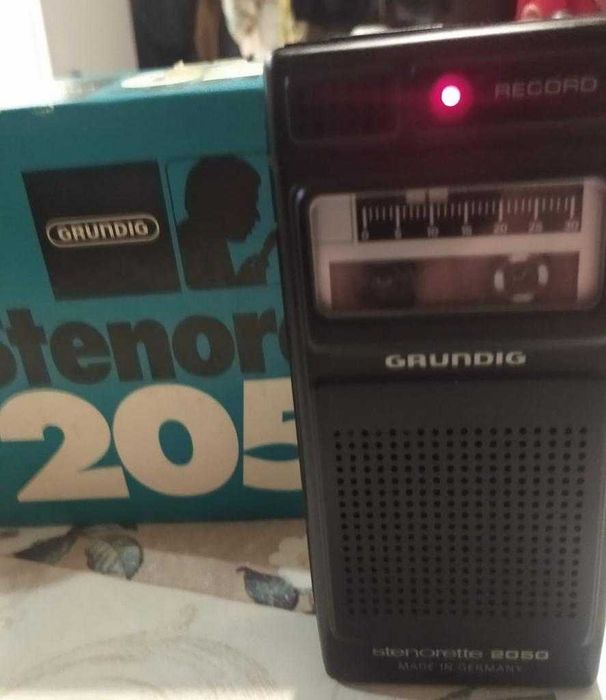 Диктофон Grundig Stenorette 2050
