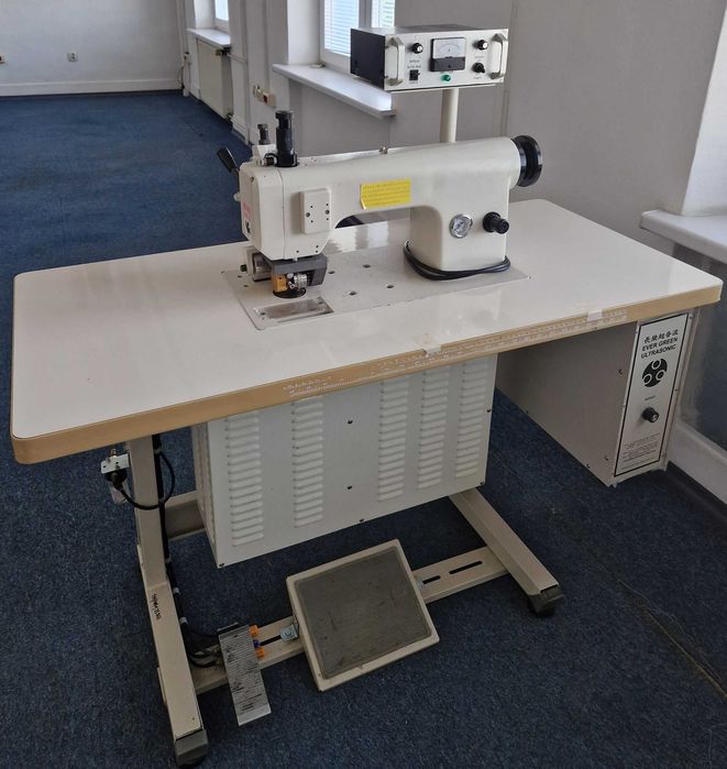 Maszyna ultradźwiękowa zszywająca EGR-053