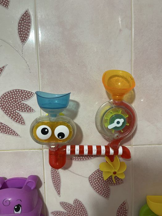 Іграшки доя купання