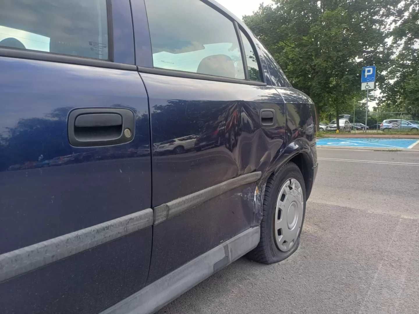 Opel Astra G Opel Astra 1998 – uszkodzony