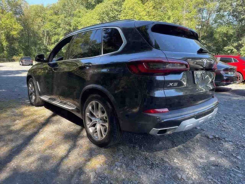 BMW X5 xDrive45e      2022