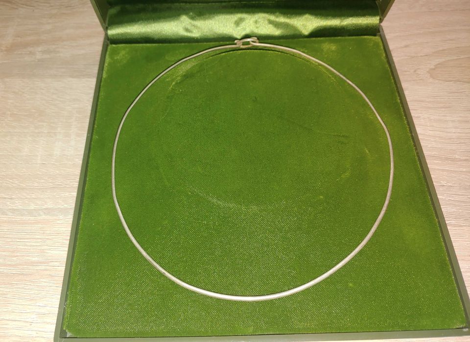 sztywny naszyjnik srebro