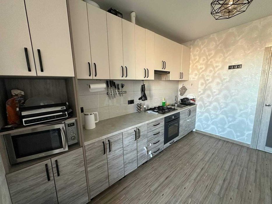 Гарна 2км квартира з ремонтом в спальному районі