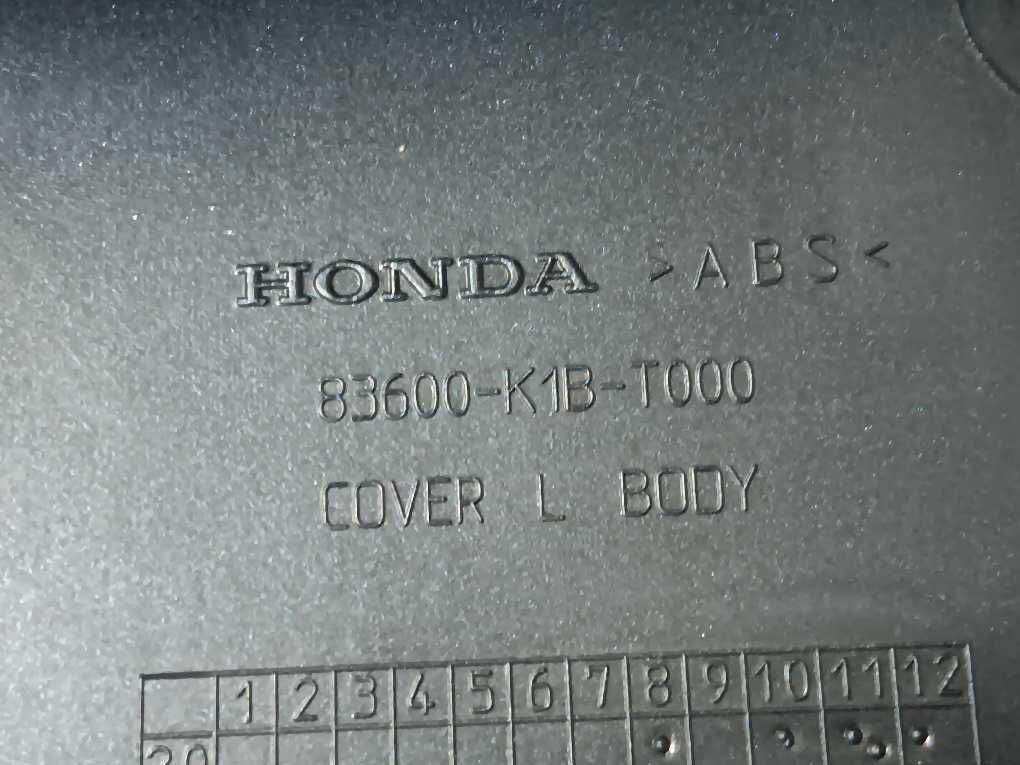Carenagem traseira esquerda Honda NSS125 /300 Forza versão 2021 a 2025