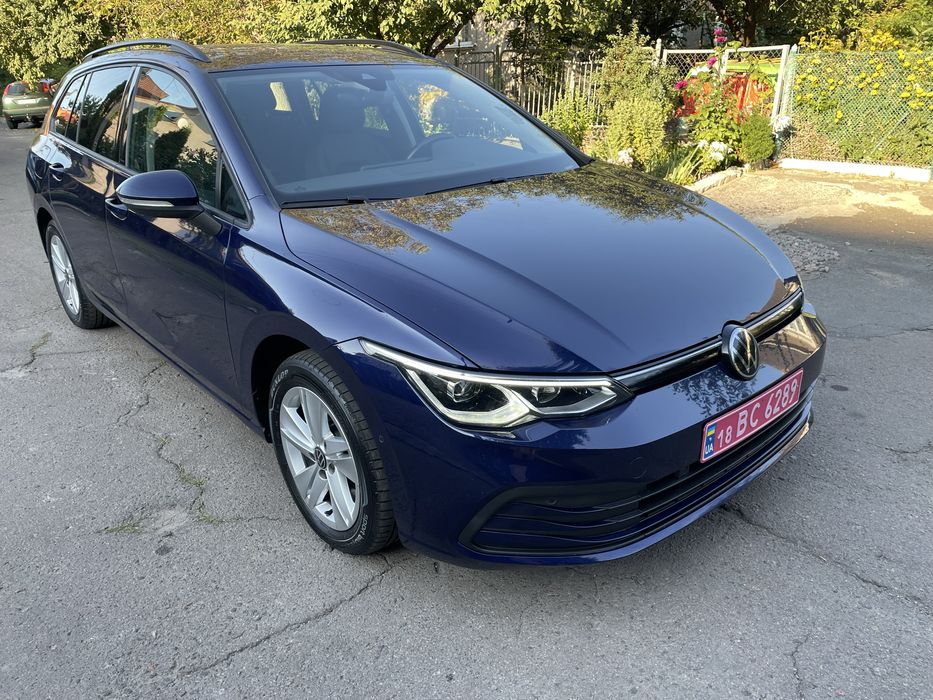 VW Golf 8 /2.0 дизель/