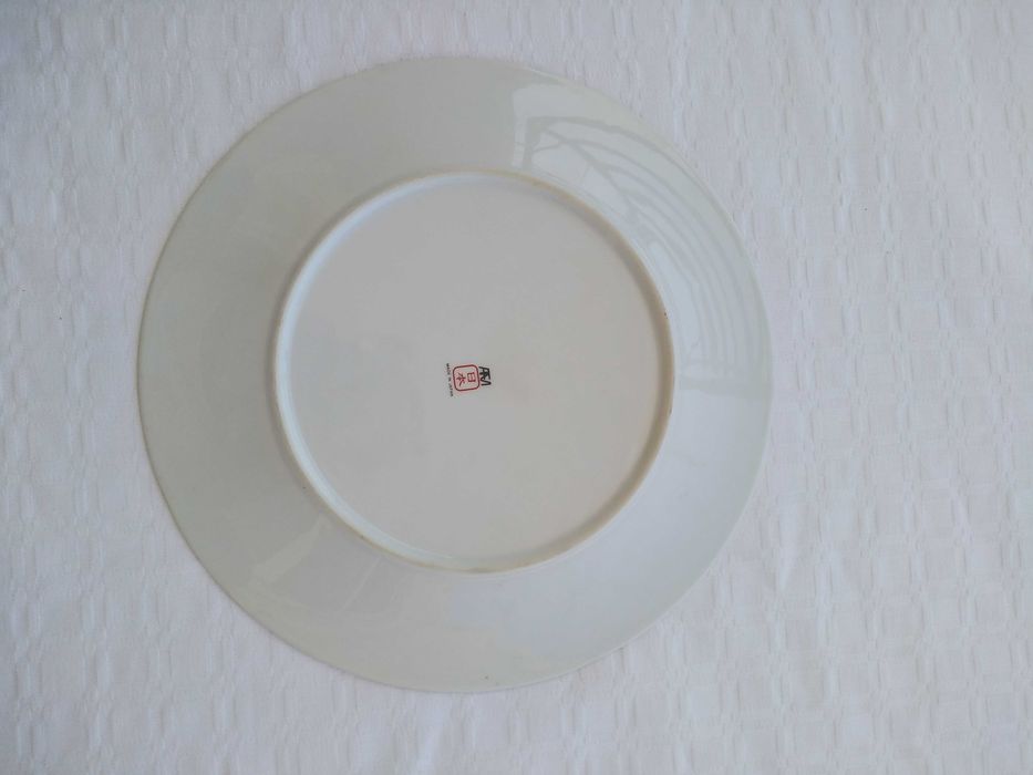 Prato de Porcelana do Japão