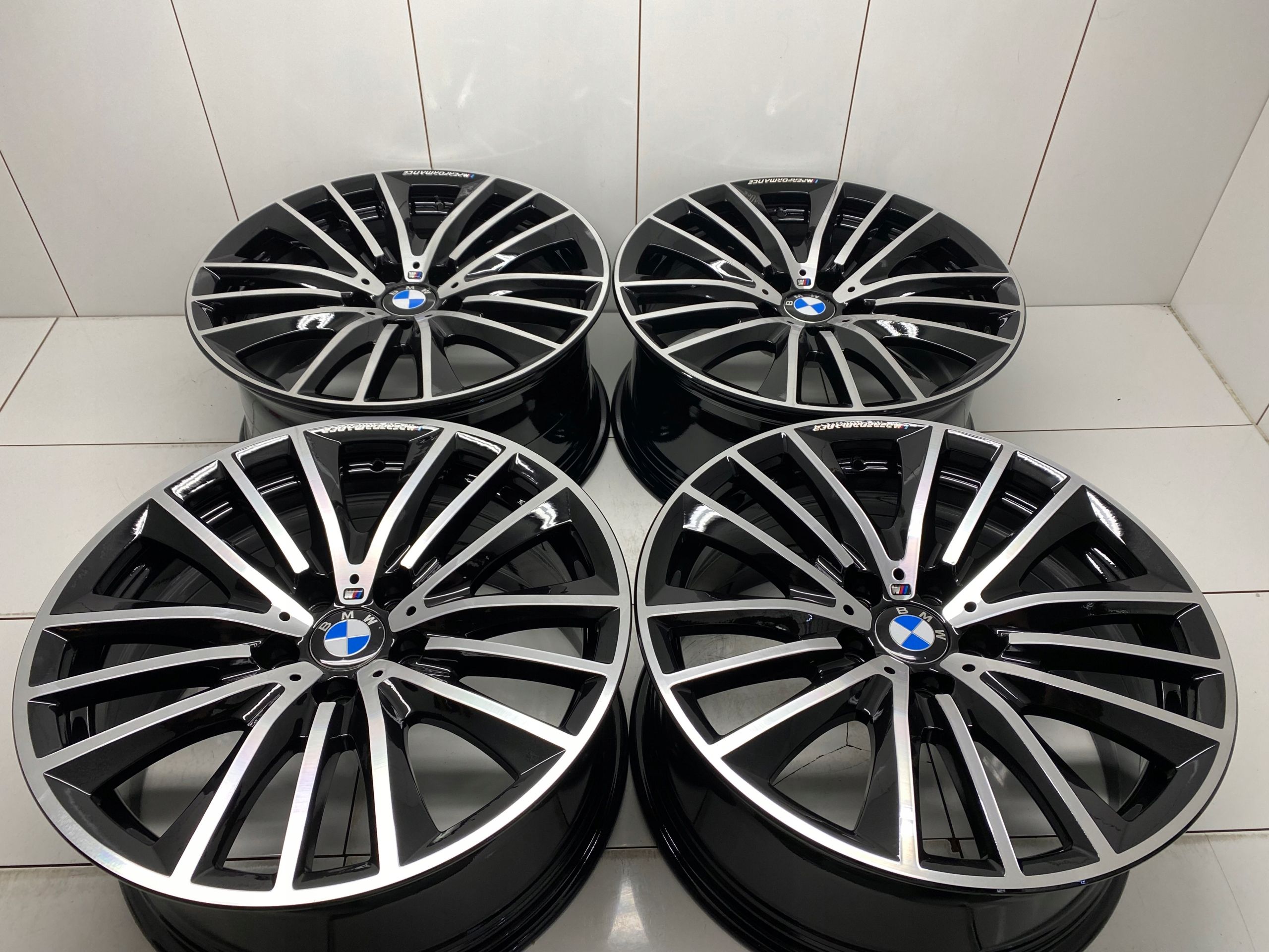 Felgi 19 BMW 8.5 ET33 9 ET44 m Pakiet Performance F10 F01