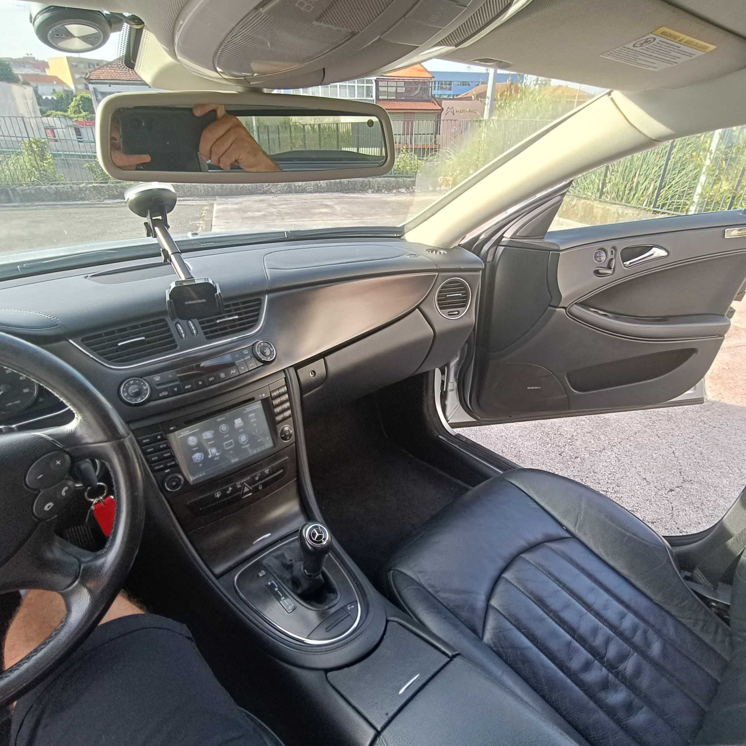 Vendo Mercedes cls320 valor negociável